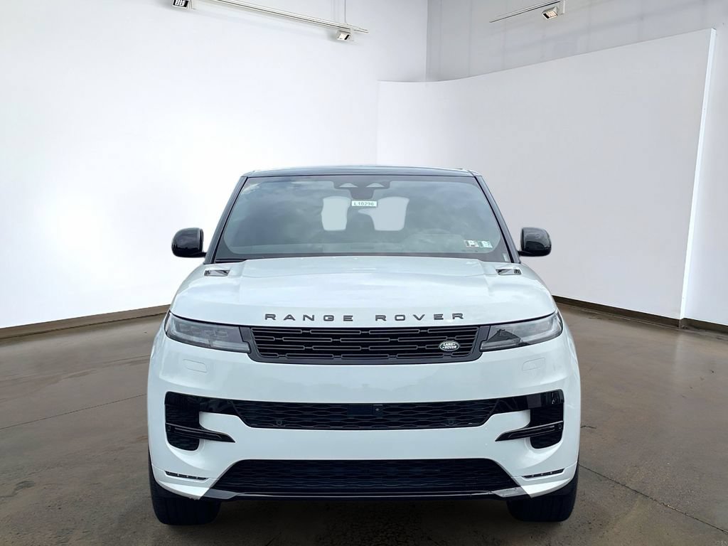 New 2026 Land Rover Range Rover Sport Dynamic SE AWD/4WD image 2