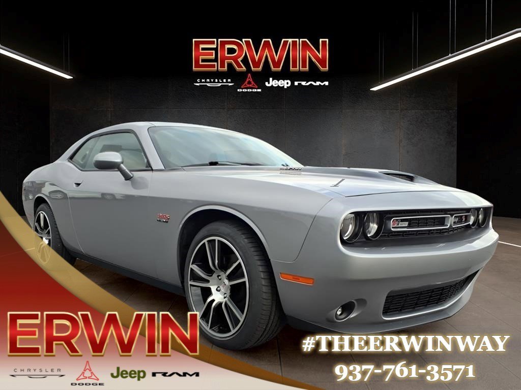Used 2015 Dodge Challenger R/T Plus RWD image 1