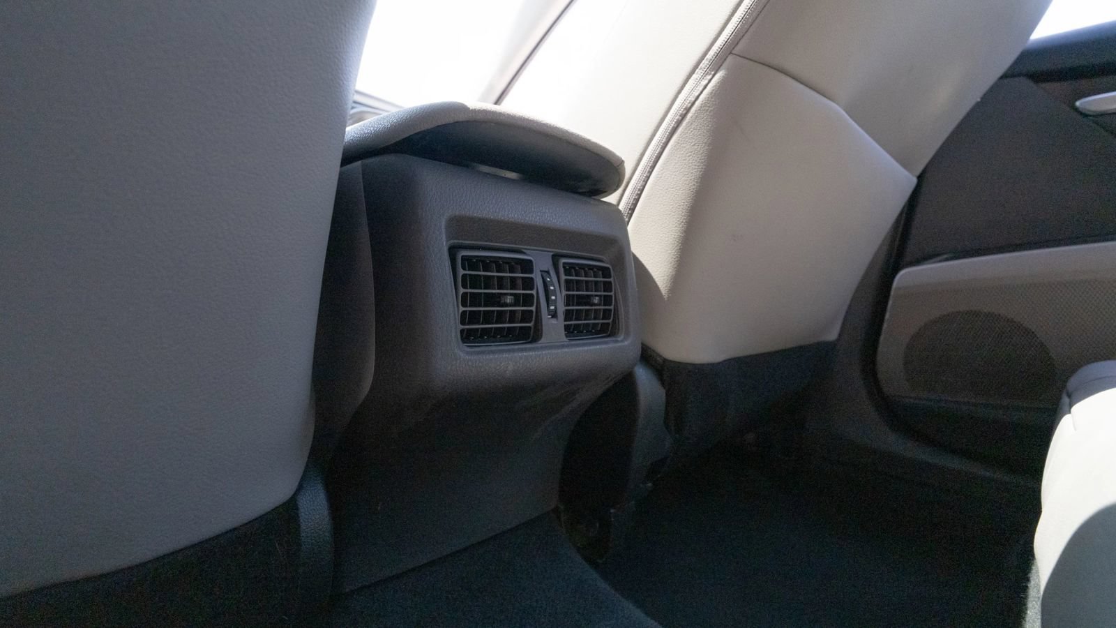 Used 2023 Toyota Camry XSE FWD image 23