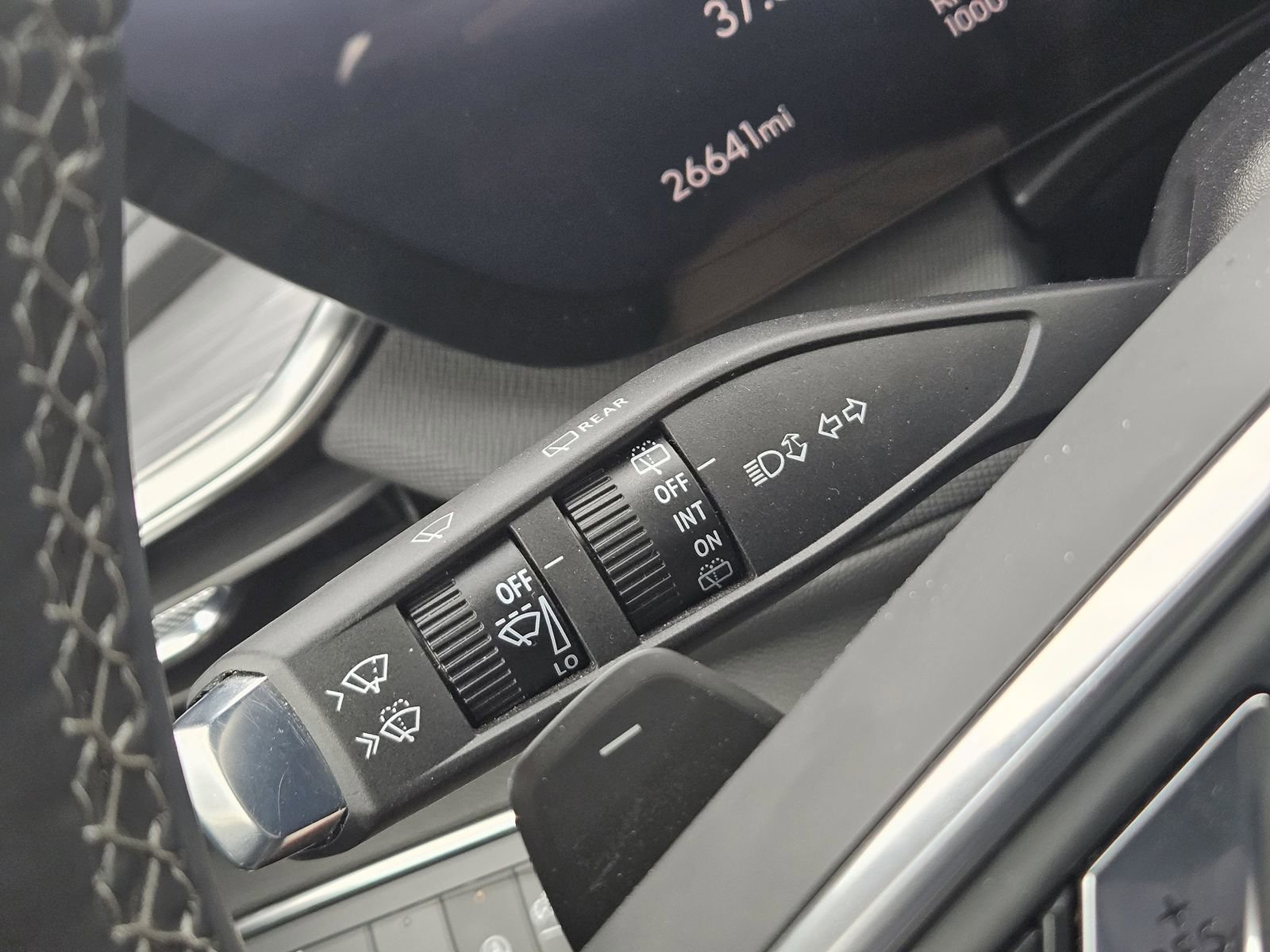 Used 2025 Buick Enclave Preferred image 28