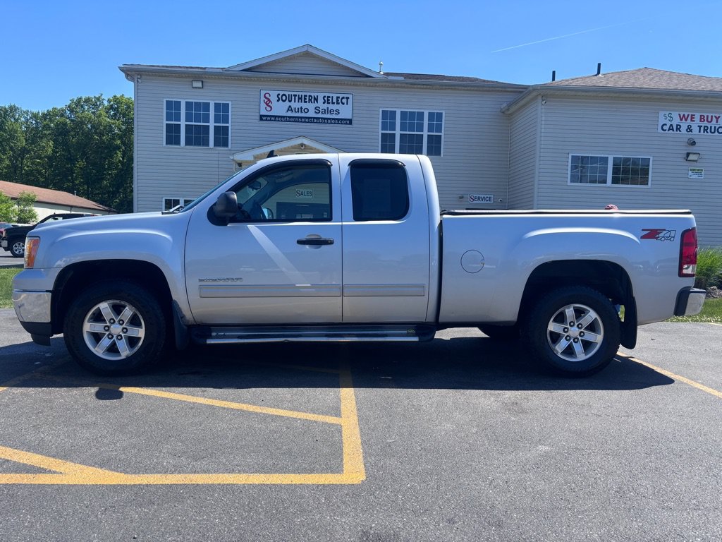 Used 2011 GMC Sierra 1500 SLE w/ Power Tech Package AWD/4WD image 1