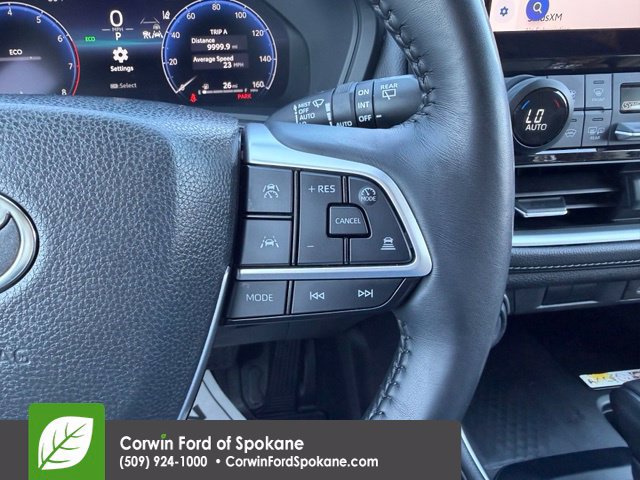 Used 2024 Toyota Grand Highlander AWD image 25