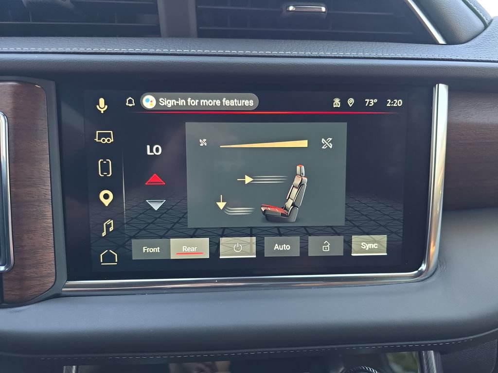Used 2023 GMC Yukon XL Denali Ultimate AWD/4WD image 26