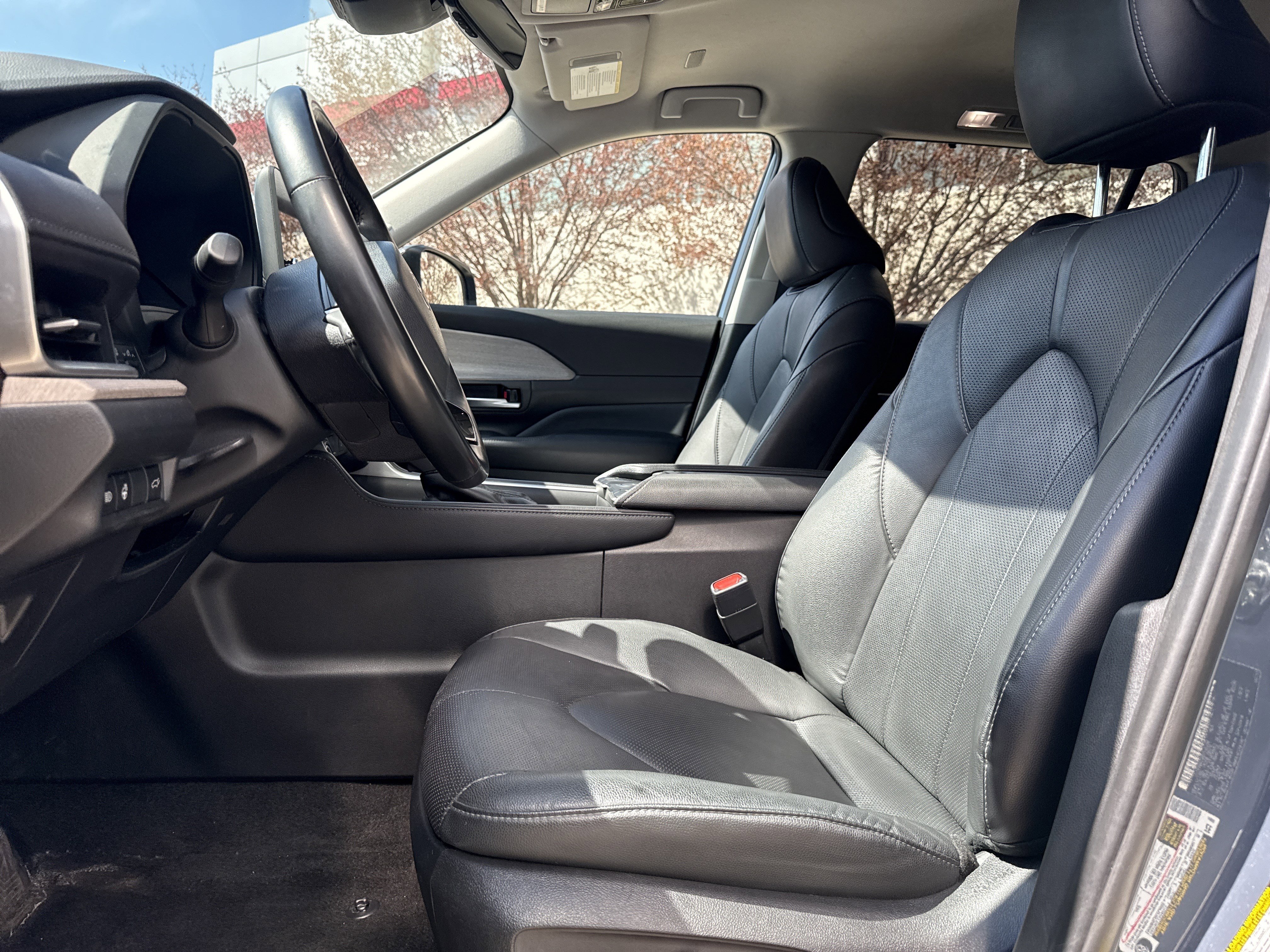 Used 2024 Toyota Grand Highlander AWD image 15