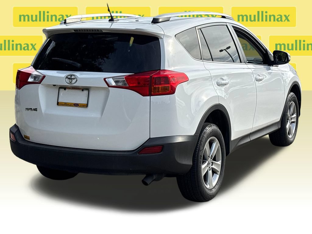 Used 2015 Toyota RAV4 XLE FWD image 4