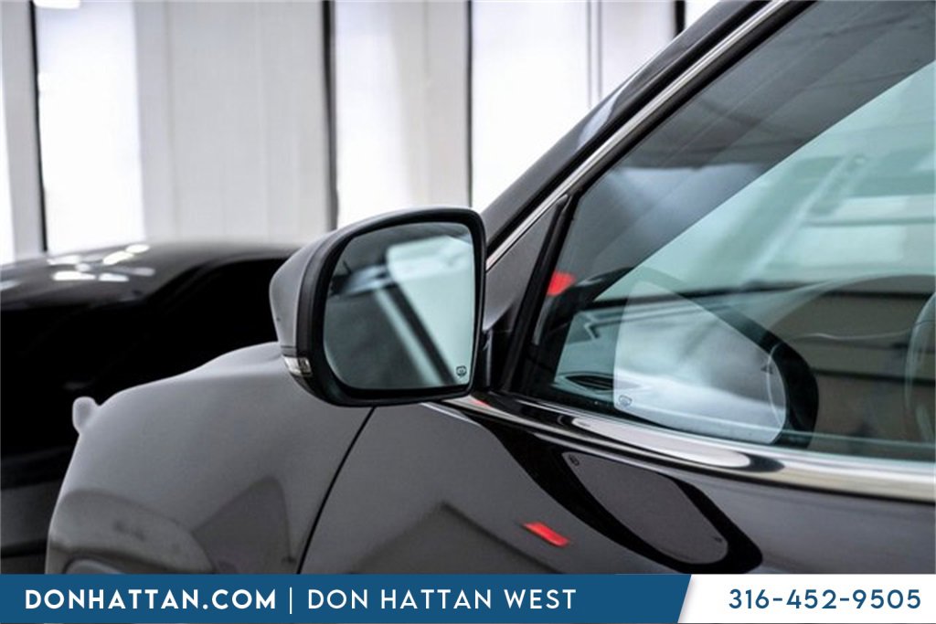 Used 2021 Jeep Cherokee Latitude Lux w/ Comfort/Convenience Group image 35