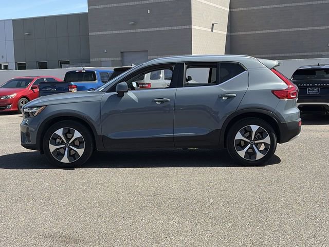 Certified 2023 Volvo XC40 B4 Plus w/ Protection Package Premier FWD image 10