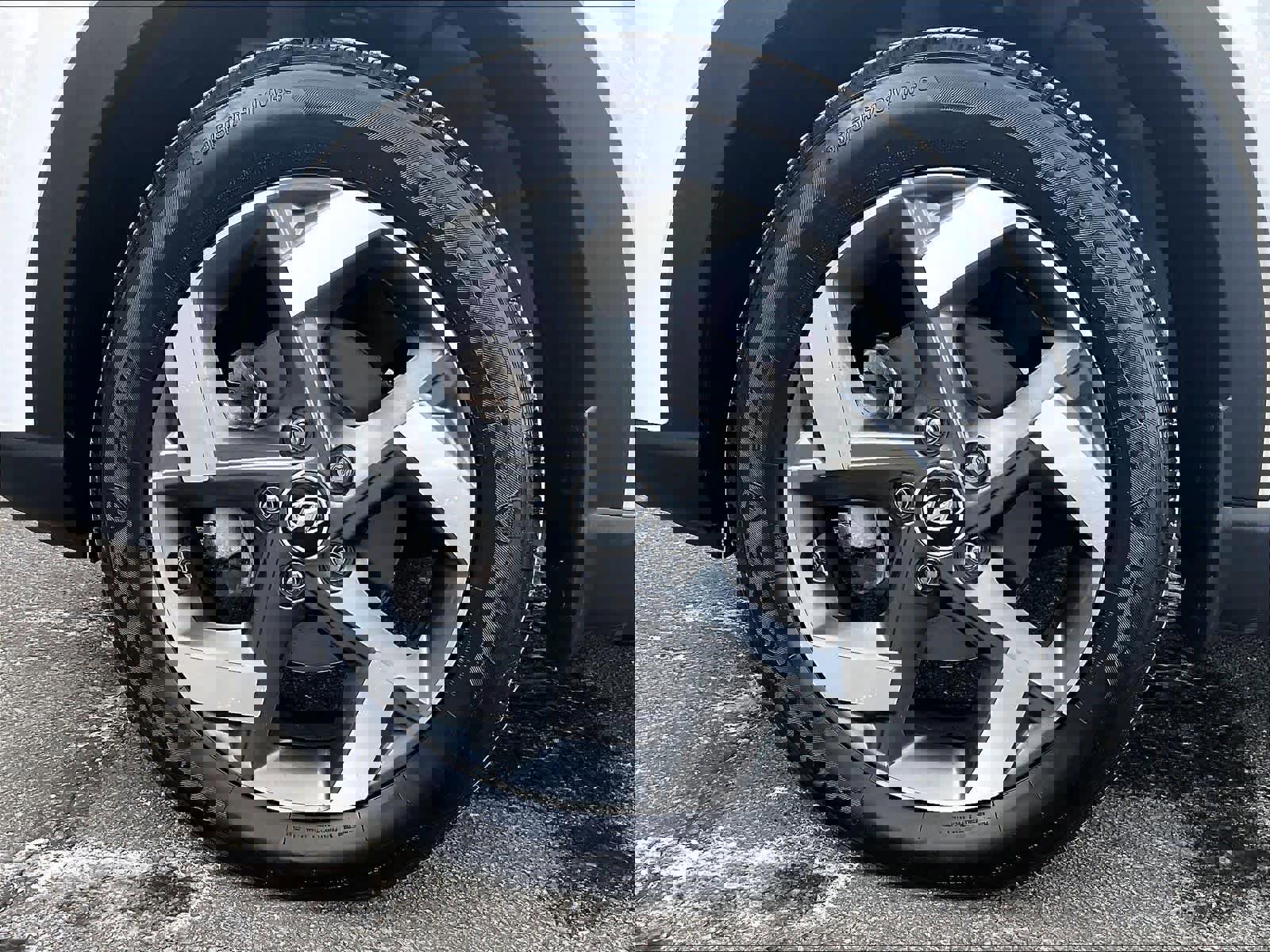 Certified 2023 Hyundai Venue Limited image 7