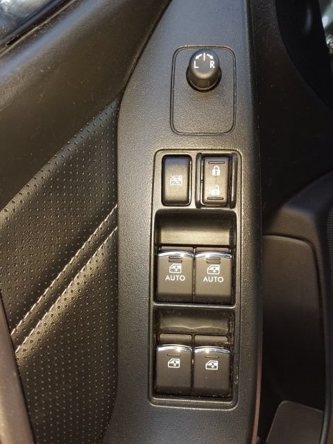 Used 2017 Subaru Forester 2.5i Touring AWD/4WD image 18