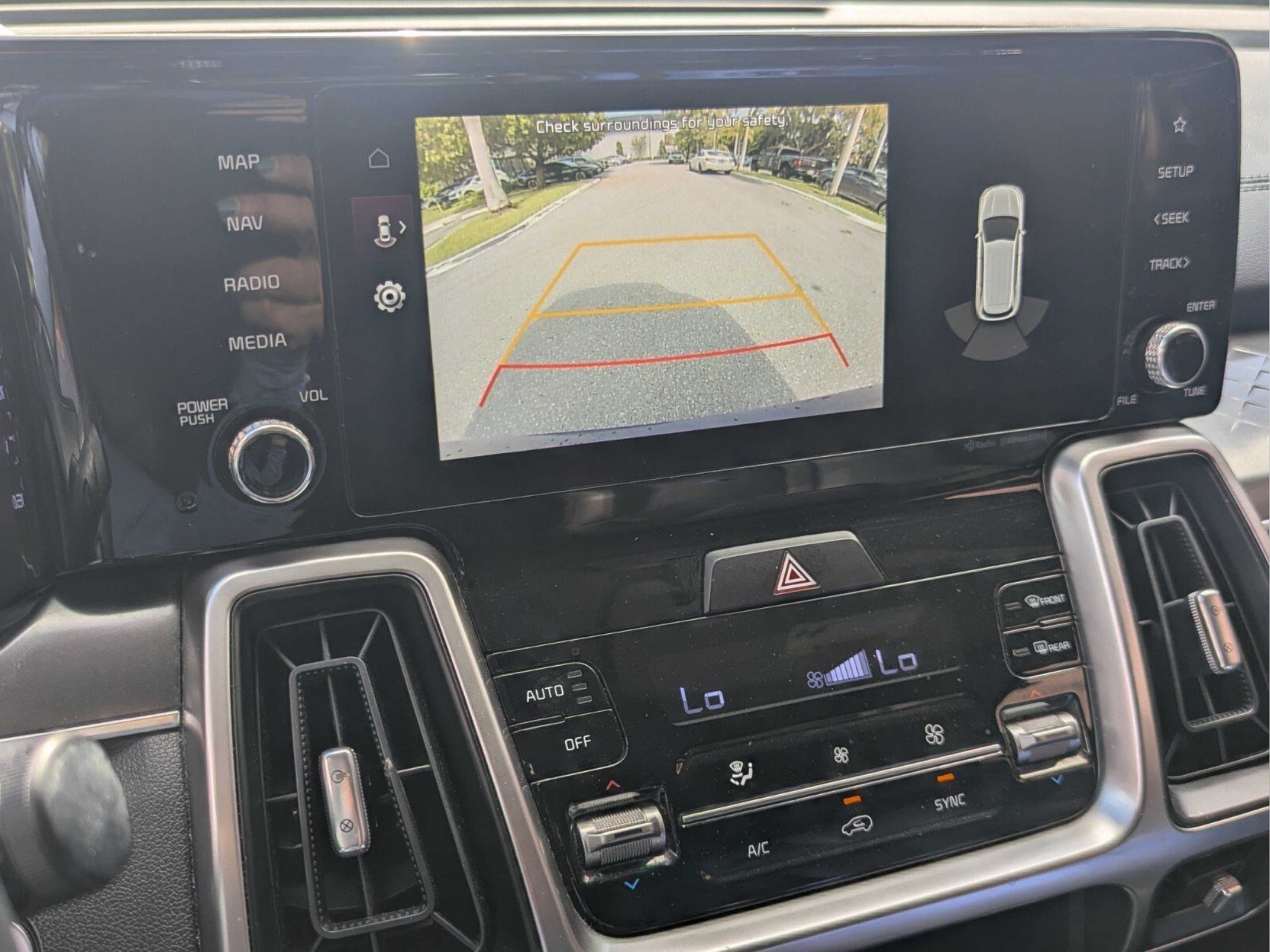 Used 2022 Kia Sorento S FWD image 19