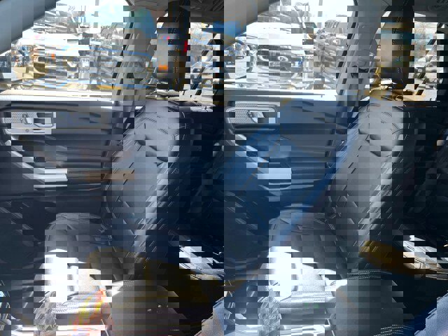 Certified 2023 Ford Explorer Limited w/ Equipment Group 301A image 8