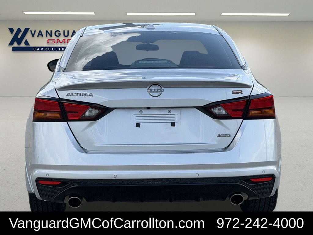 Used 2024 Nissan Altima 2.5 SR AWD/4WD image 7