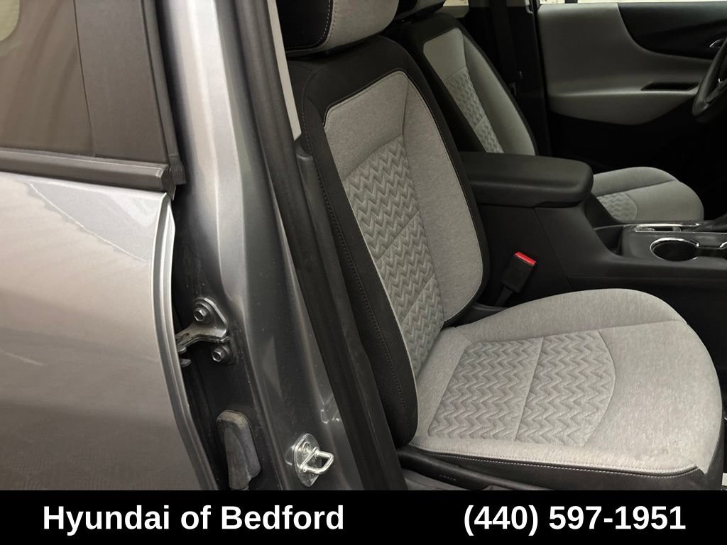 Used 2023 Chevrolet Equinox LS AWD/4WD image 22