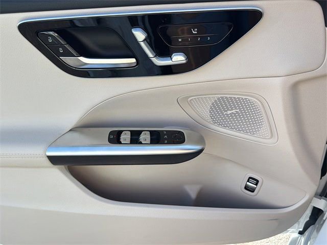 New 2025 Mercedes-Benz C 300 Sedan image 21