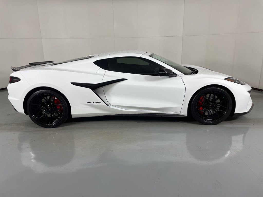 New 2026 Chevrolet Corvette Z06 w/ Stealth Interior Trim Package image 11