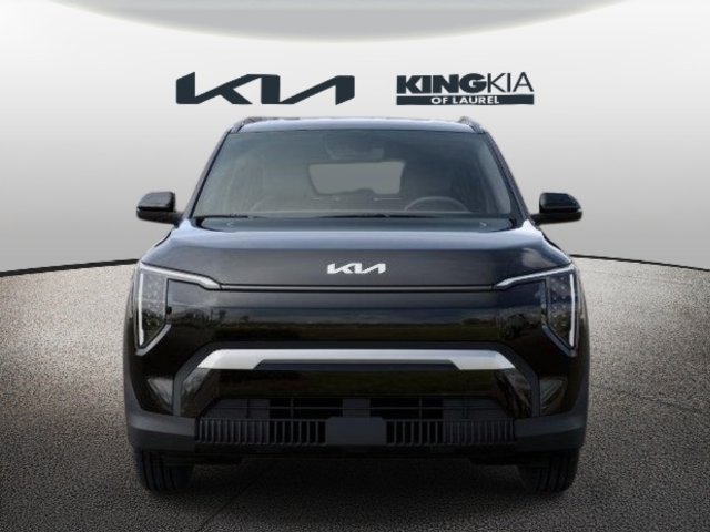 New 2027 Kia EV3 Wind FWD image 2