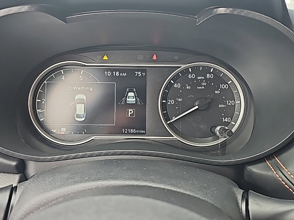 Used 2022 Nissan Versa SR image 16