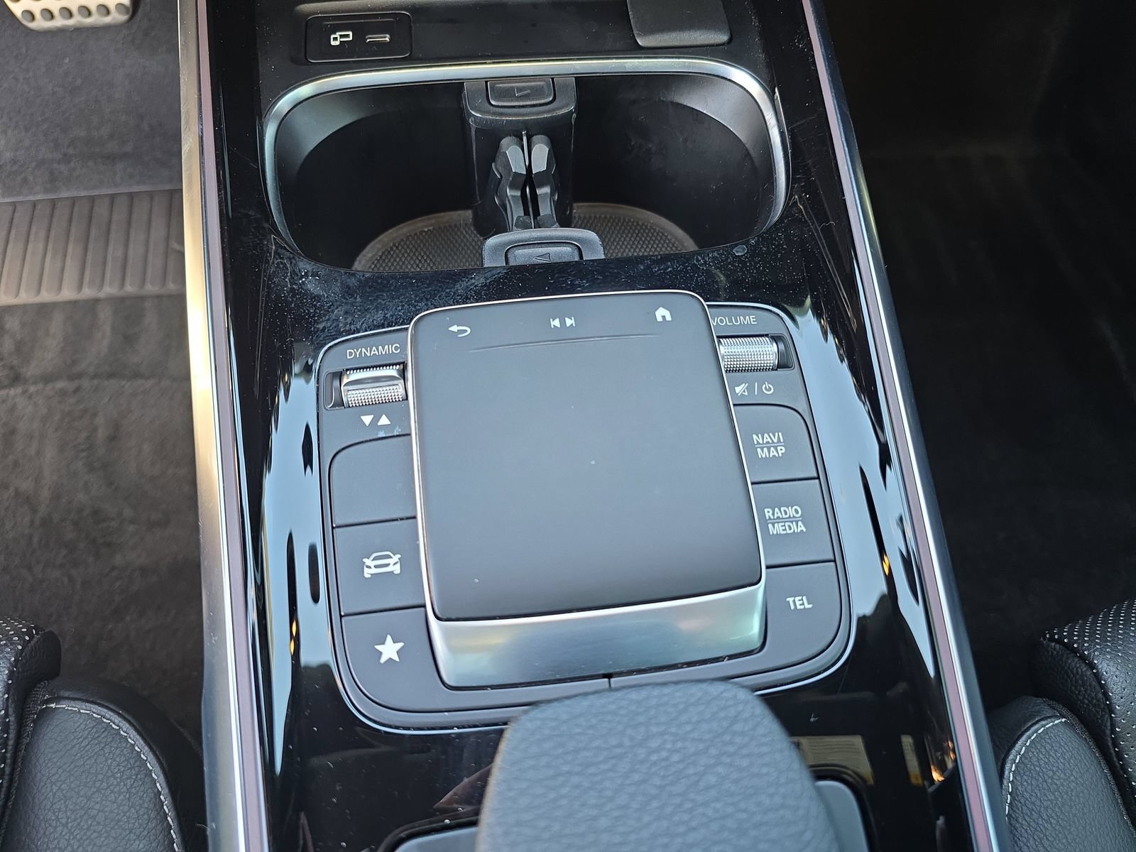 Used 2021 Mercedes-Benz GLB 35 AMG 4MATIC image 19