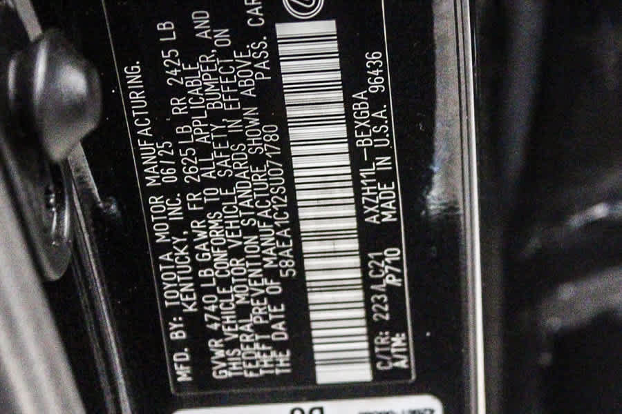 Used 2025 Lexus ES 300h w/ Accessory Package (Z1) FWD image 22