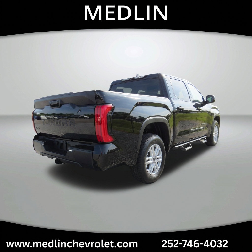Used 2024 Toyota Tundra SR5 w/ SR5 Convenience Package AWD/4WD image 4