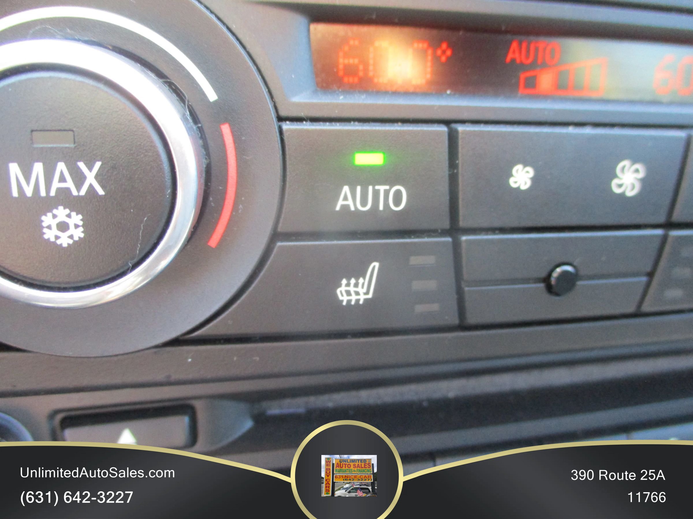 Used 2012 BMW 328i xDrive Coupe AWD/4WD image 8