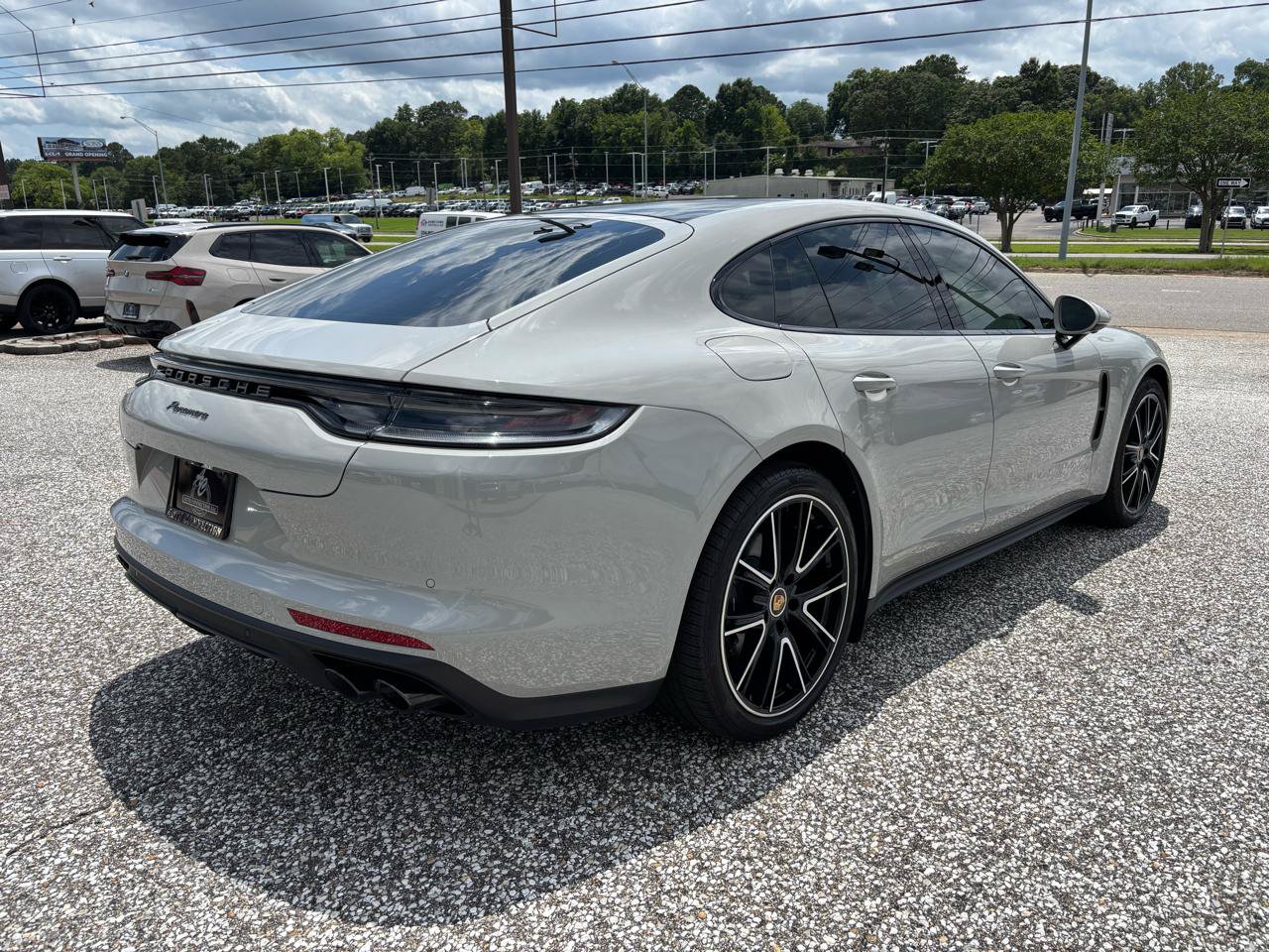 Used 2023 Porsche Panamera Platinum Edition RWD image 6