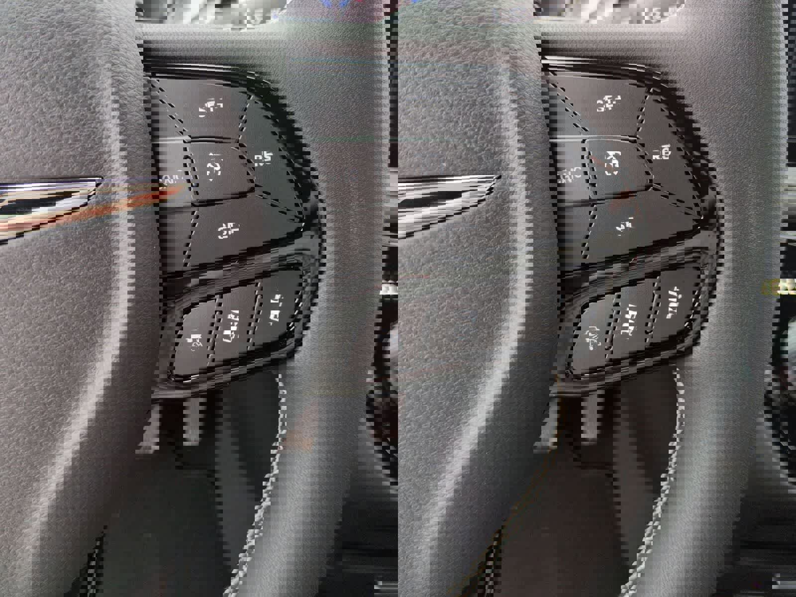 New 2026 Chrysler Pacifica Select image 14