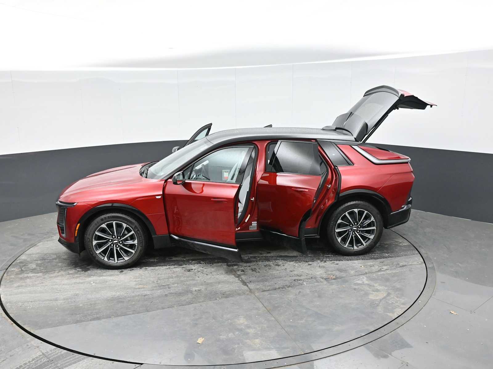 New 2025 Cadillac Lyriq Sport image 51