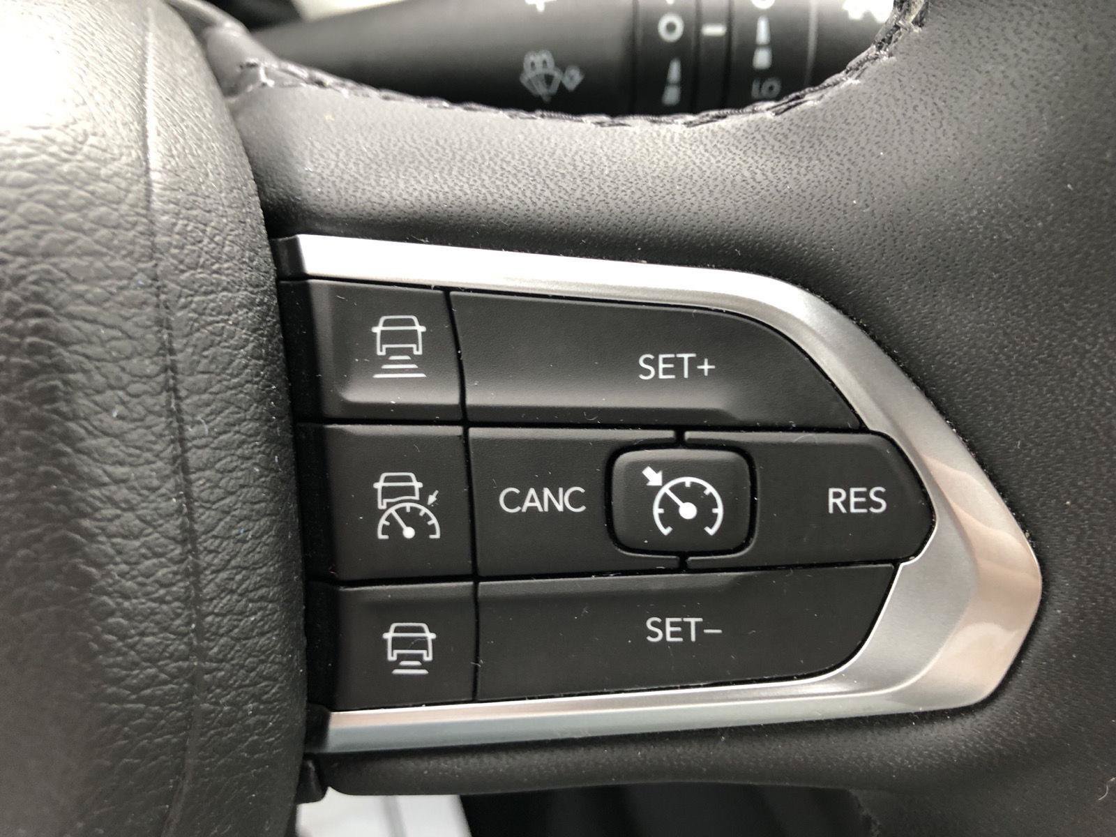 Used 2023 Jeep Compass Limited AWD/4WD image 21