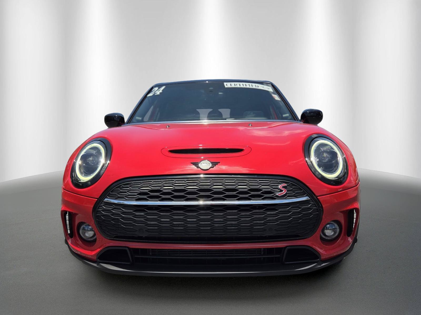 Certified 2024 MINI Cooper Clubman S FWD image 2