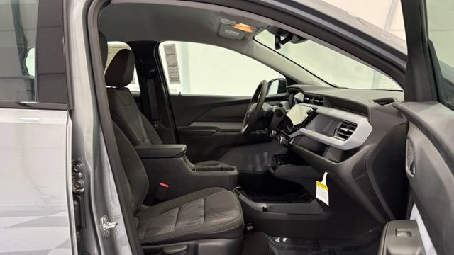 New 2027 Chevrolet Bolt LT w/ Comfort Package FWD image 19