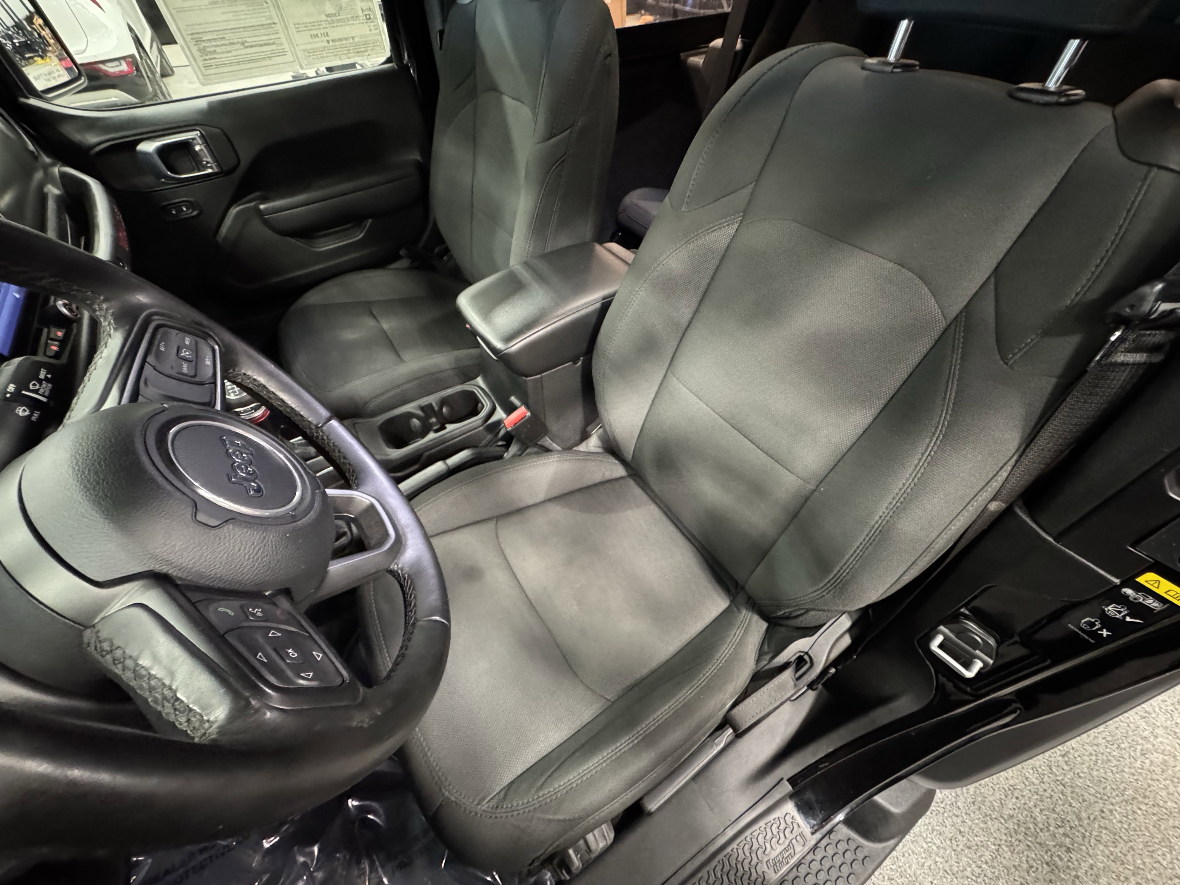 Used 2023 Jeep Wrangler Sport image 18