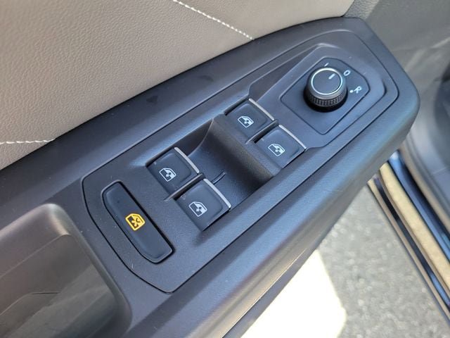 Certified 2022 Volkswagen Atlas SE FWD image 15