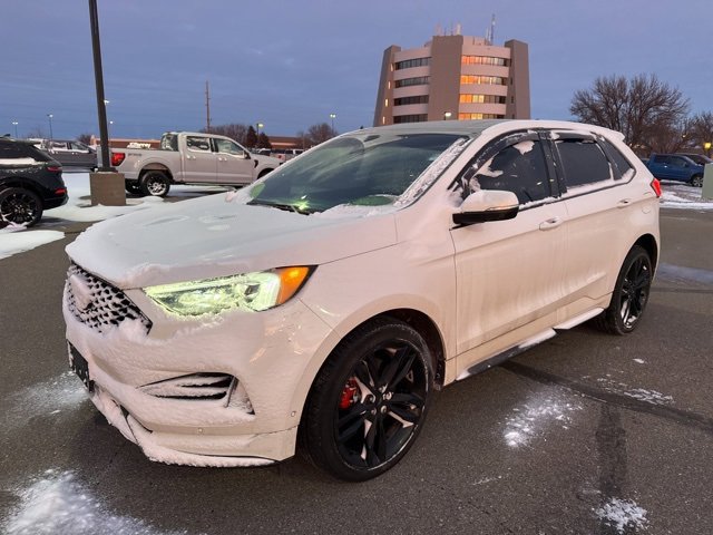 Used 2020 Ford Edge ST w/ Equipment Group 401A image 2