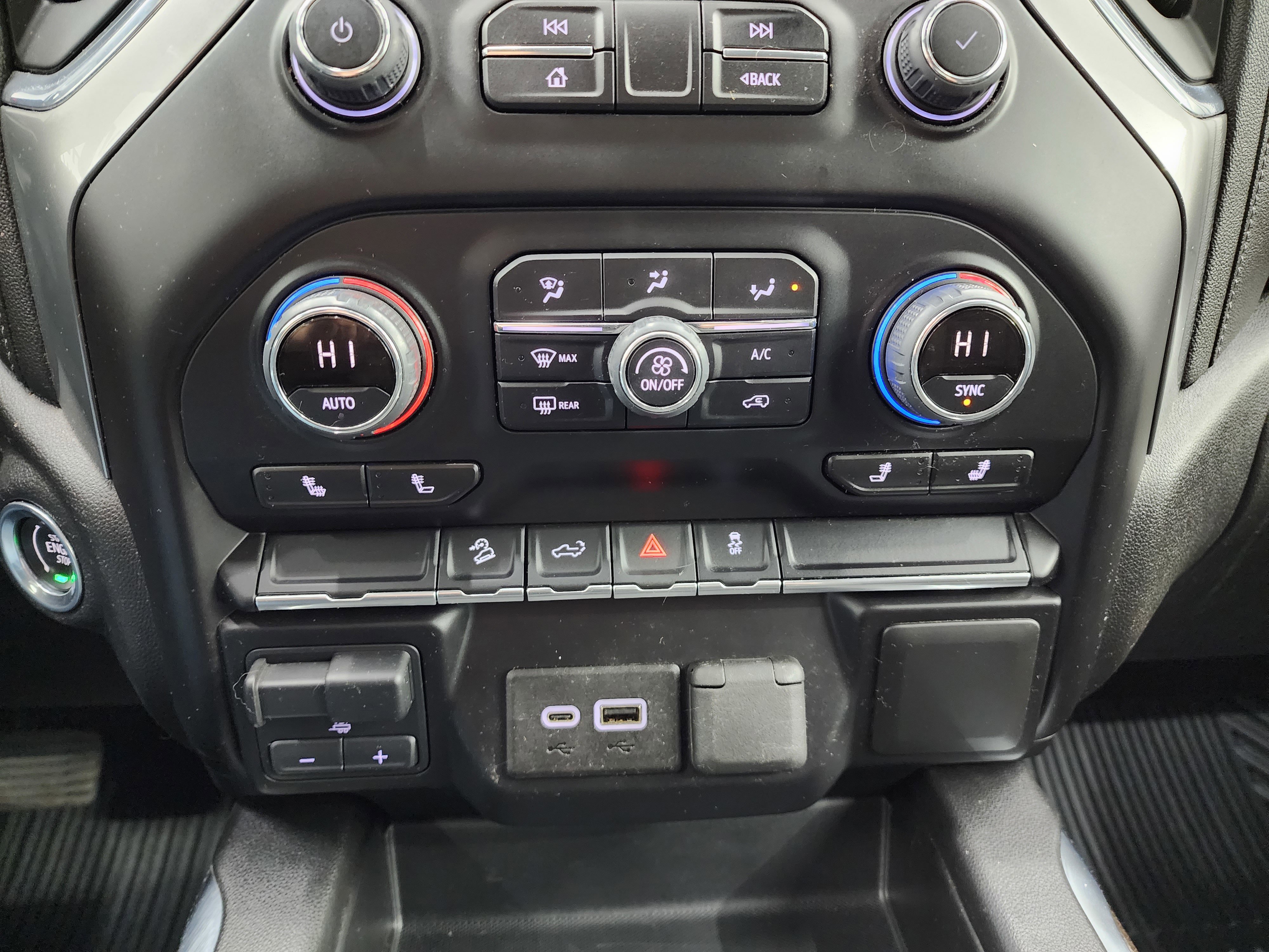 Used 2023 Chevrolet Silverado 2500 LT w/ Convenience Package image 15