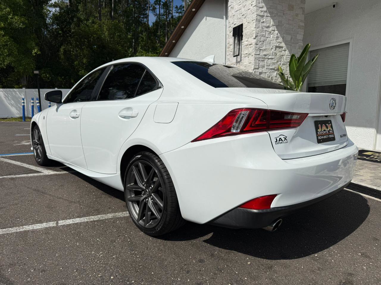Used 2014 Lexus IS 250 w/ F-Sport Package RWD image 3
