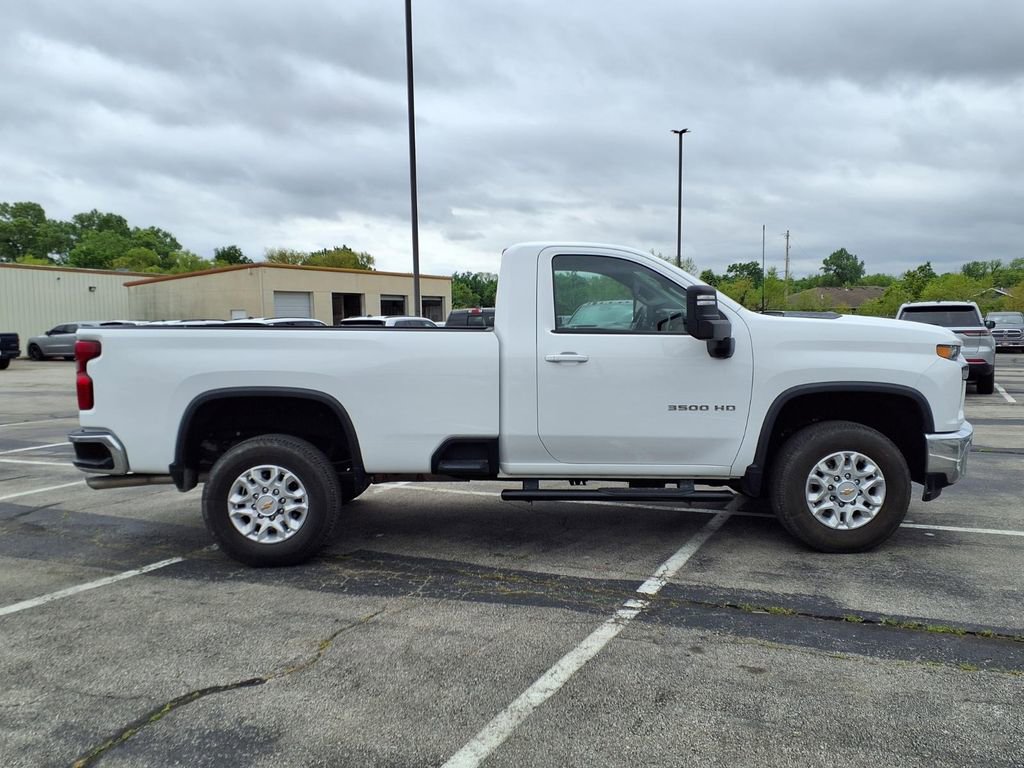 Used 2022 Chevrolet Silverado 3500 LT w/ Convenience Package RWD image 8