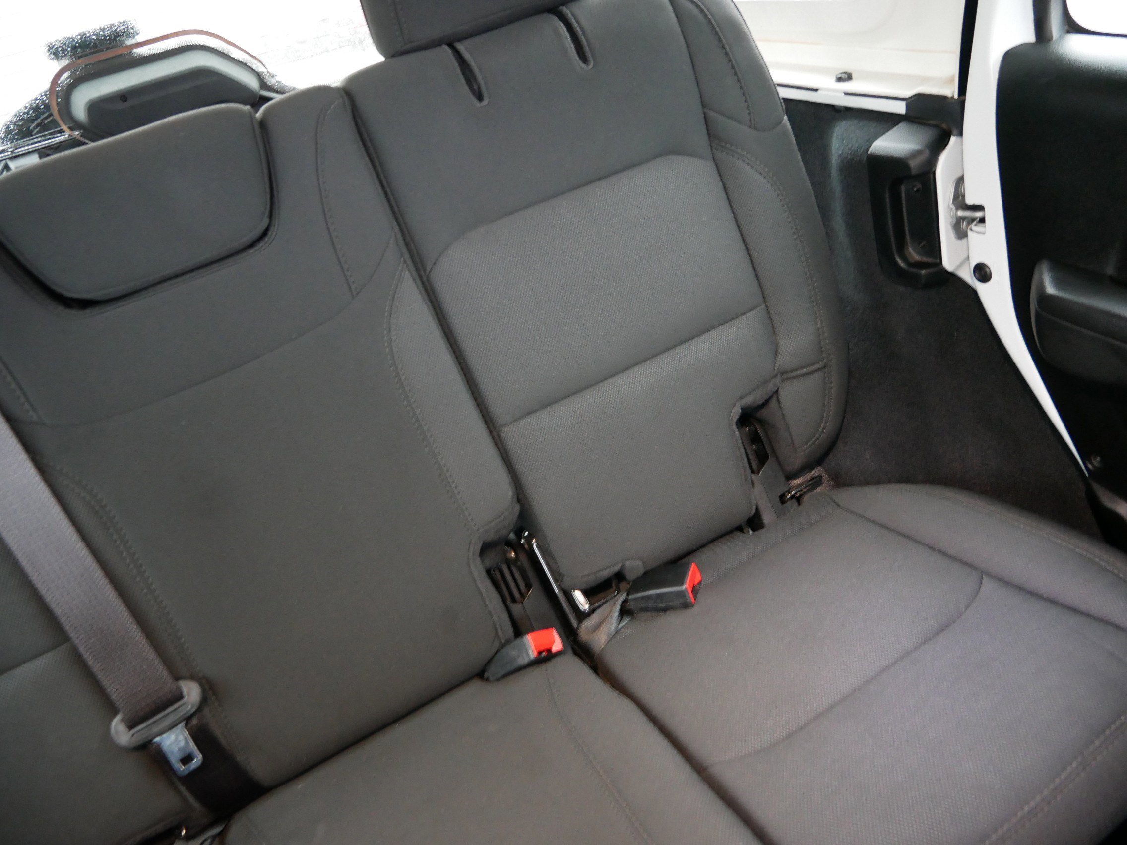 Used 2022 Jeep Wrangler Unlimited Sport image 14