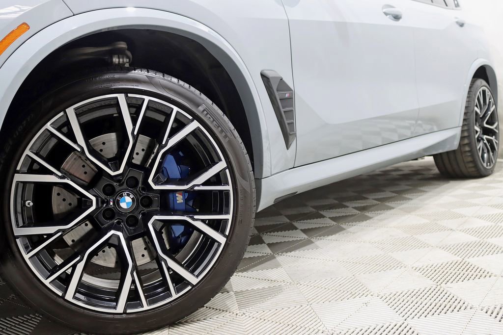 Used 2024 BMW X5 M Competition w/ Executive Package image 4