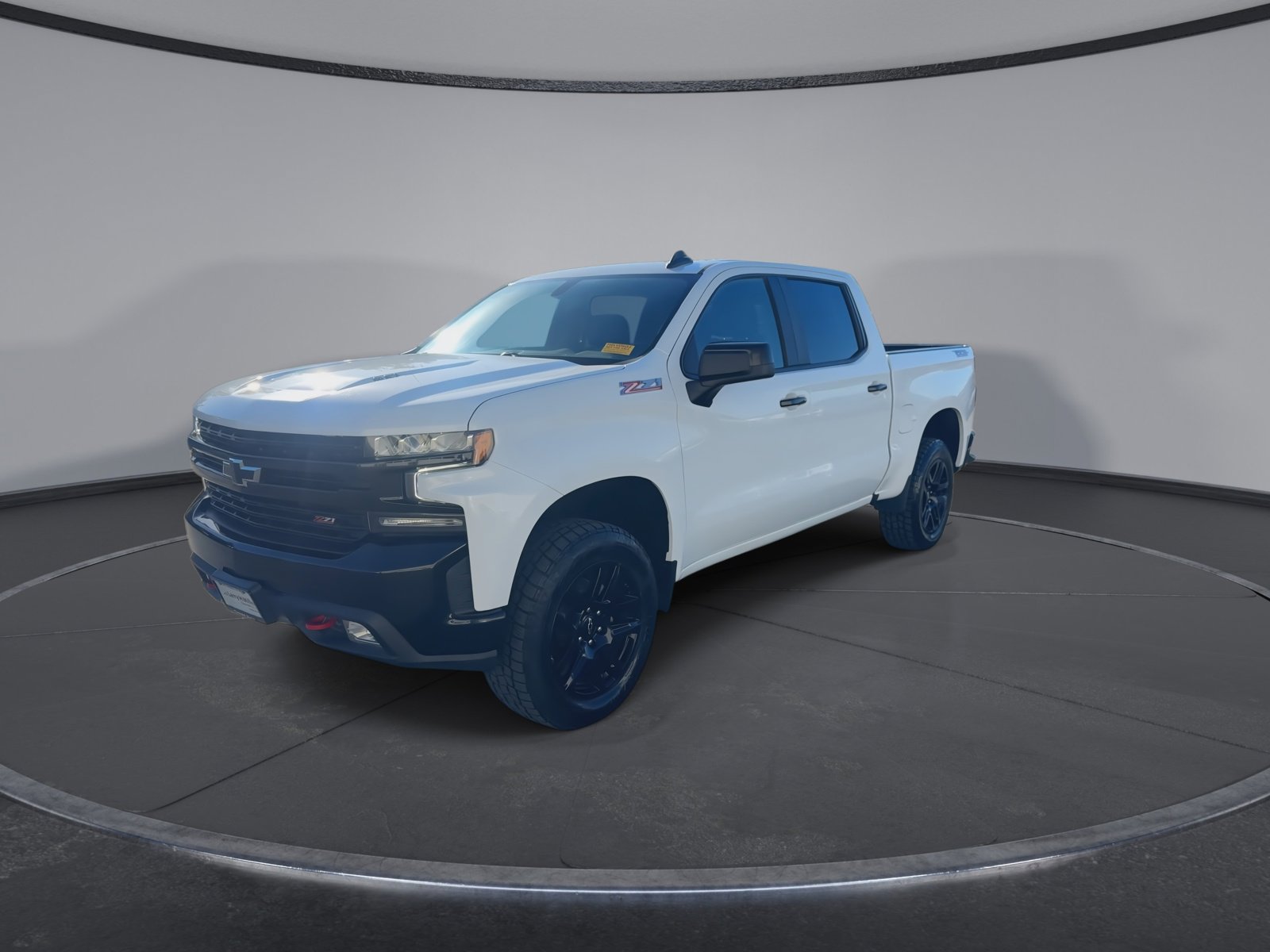 Used 2022 Chevrolet Silverado 1500 LT Trail Boss w/ Convenience Package II AWD/4WD image 3