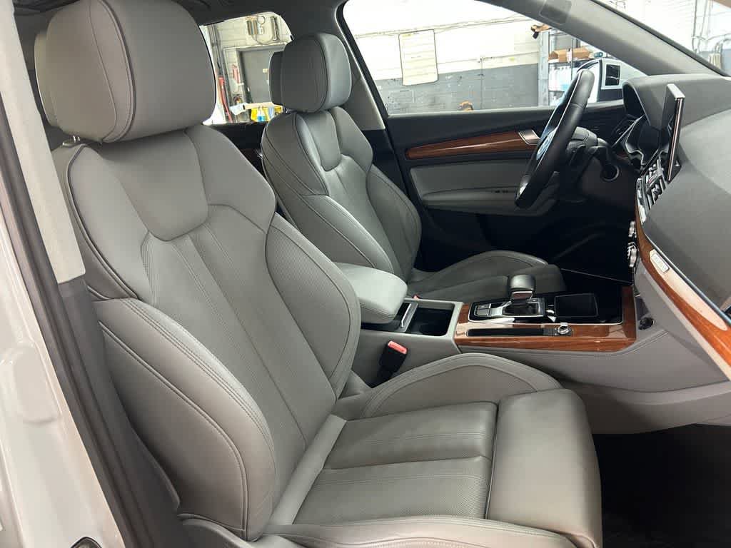 Used 2022 Audi Q5 2.0T Prestige w/ Prestige Package AWD/4WD image 15