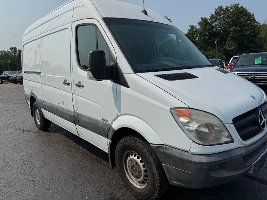 Used 2010 Mercedes-Benz Sprinter 2500 image 12
