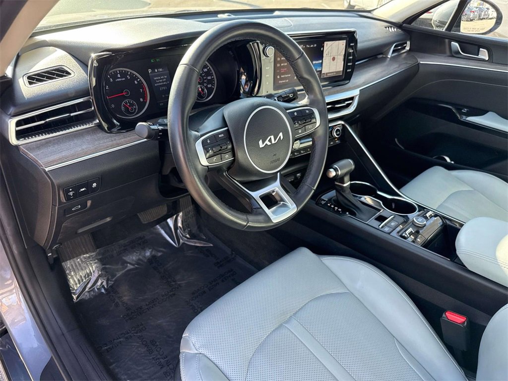 Used 2023 Kia K5 EX image 25