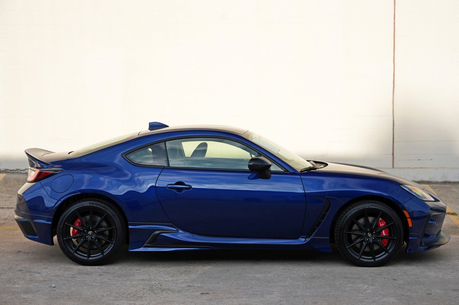 Used 2026 Toyota GR86 Premium w/ GR Aero Kit RWD image 48