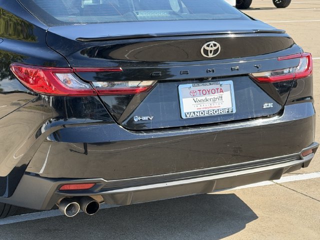 Certified 2025 Toyota Camry SE FWD image 6
