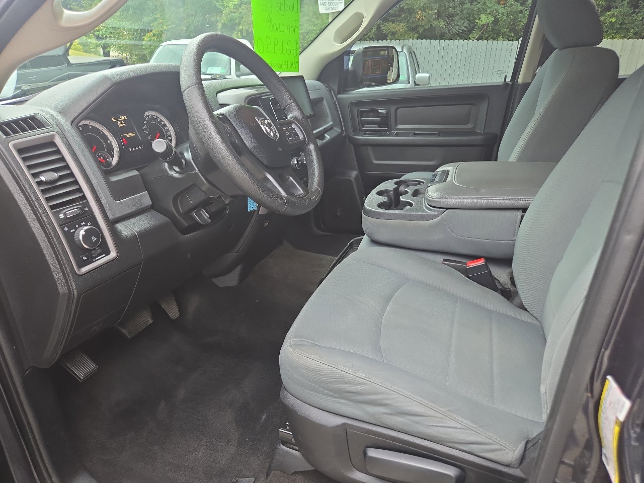 Used 2017 RAM 1500 Express w/ Express Value Package image 10