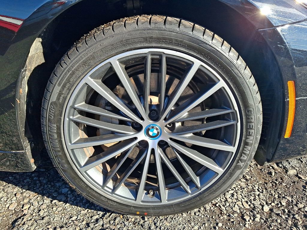 Used 2023 BMW 530e xDrive image 8