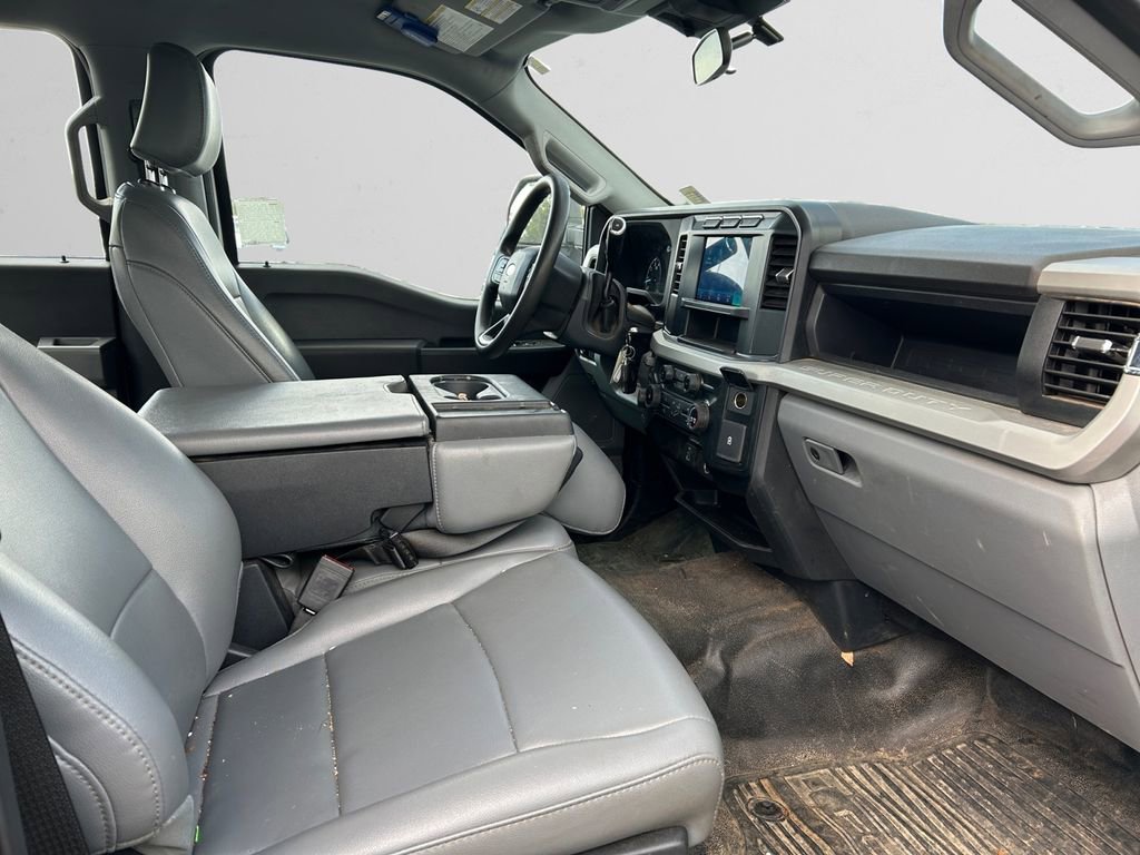 Used 2024 Ford F250 XL AWD/4WD image 16