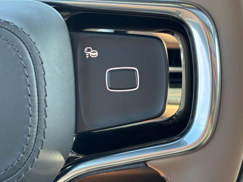 New 2026 Lincoln Navigator L Black Label AWD/4WD image 17