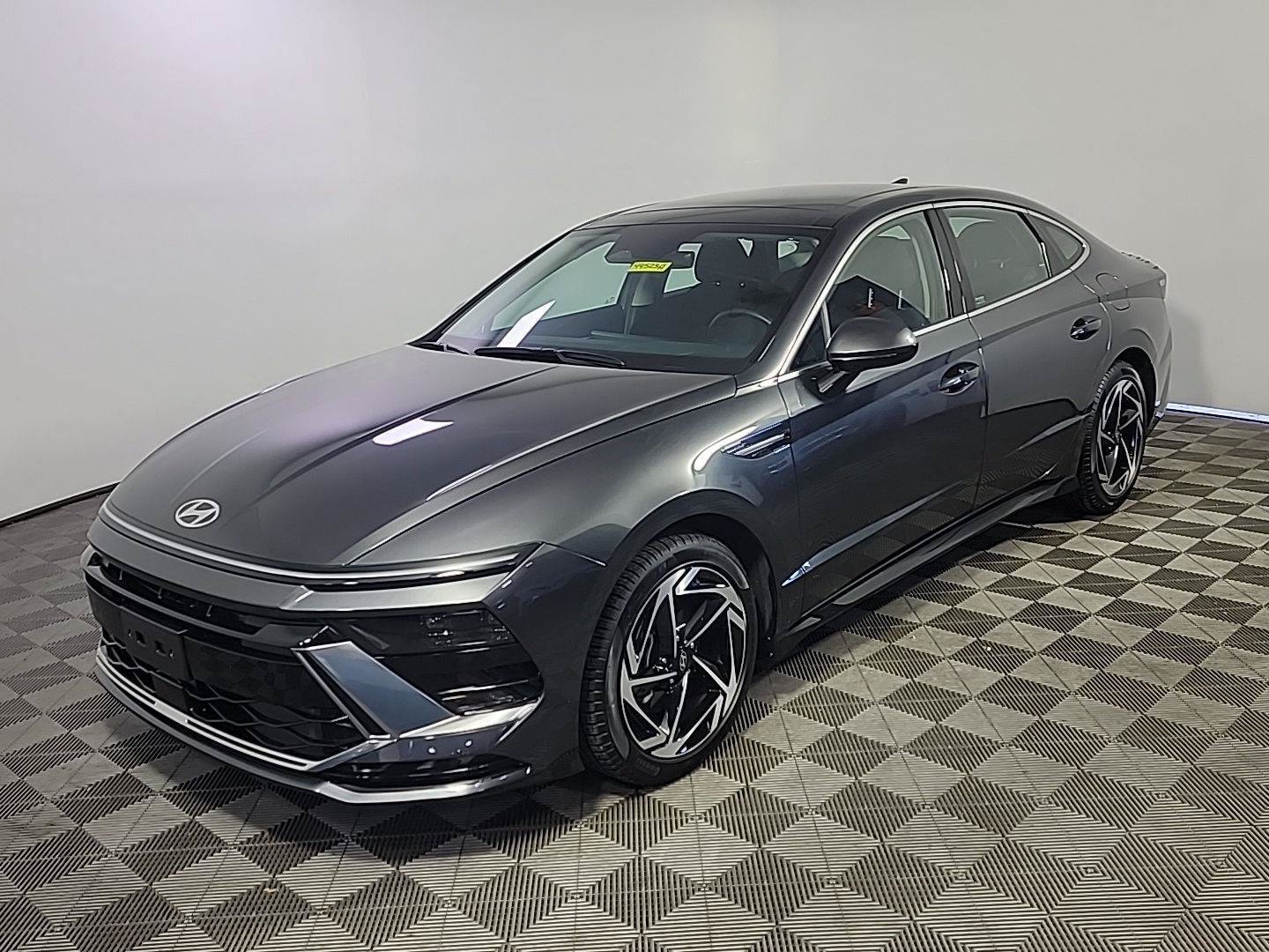 Used 2025 Hyundai Sonata SEL FWD image 10